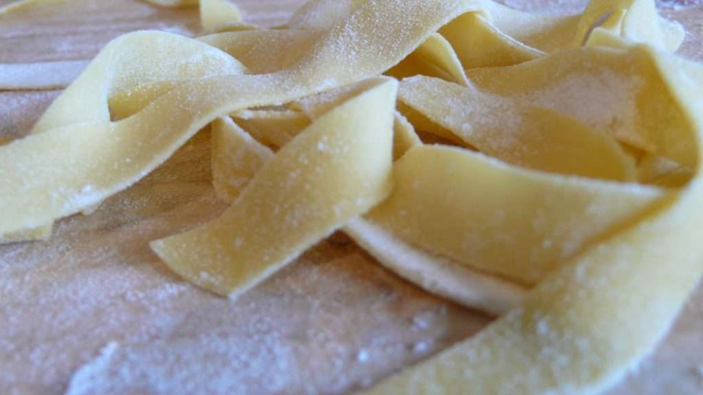 fettuccine how to make fresh flat pasta fettuccine tagliolini pappardelle