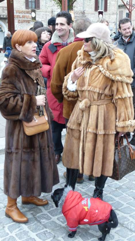fur-coats1 dressed up for the event