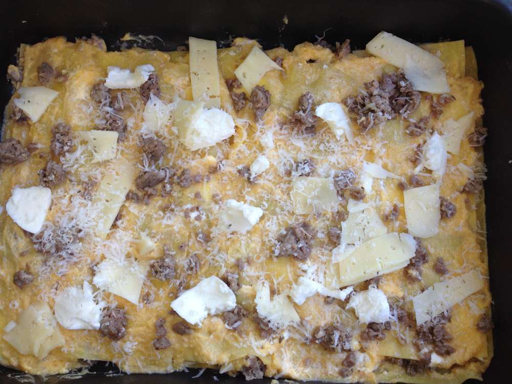 how to build up the lasagna layers